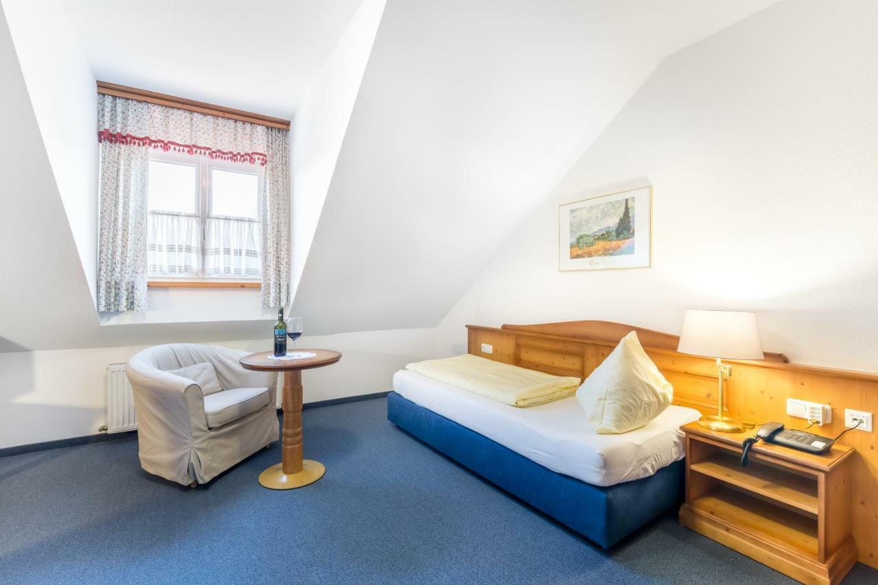 לינץ Hotel Garni Noeserlgut מראה חיצוני תמונה