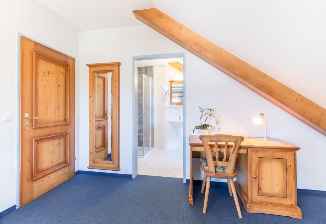 לינץ Hotel Garni Noeserlgut מראה חיצוני תמונה